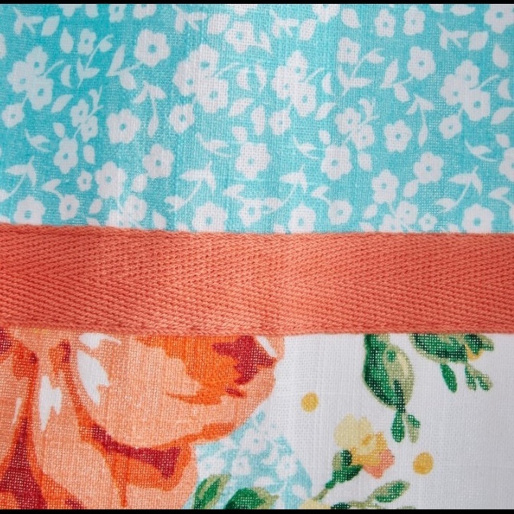 The Pioneer Woman Vintage Floral Cotton Shower Curtain - Picture 3 of 6